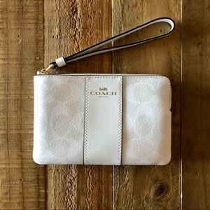 Coach small corner zip white wristlet